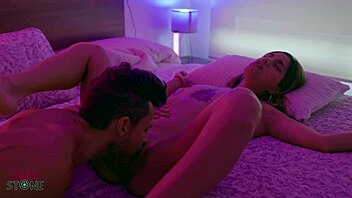 sara latina meets andy stone for oral session