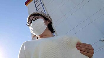 a married woman gets excited by outdoor masturbation：the full video is https www xvideos red channels aika-frau