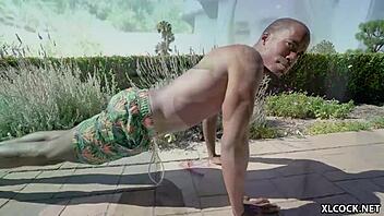 Candy white is embarrassed by that big black cock pressure 😳 Riding and missionary action.