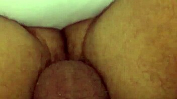 what do you think of this cougar pawg with wet pussy?