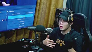 Ruan shows dick to Renatinha she loves it will they fuck podcast pupum