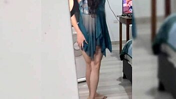 Hot Asian Slut Anne Gets Down on All Fours for Deepthroat Oral Pleasure