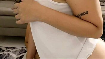 she fucks my pussy well