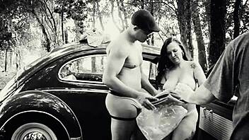 Retro anal assfucking in Fusca with interracial amateurs