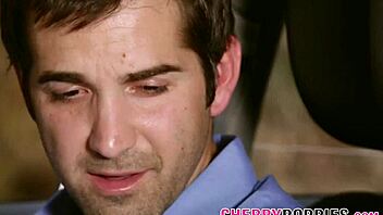 Teen gets banged outdoors after pussy licking