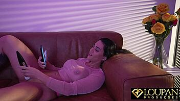 Mila hot levando duas gozadas no cuzinho lp produções