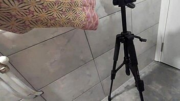 i saw him jerking off in the shower and couldnt resist