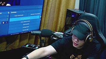 Ruan shows dick to Renatinha she loves it will they fuck podcast pupum