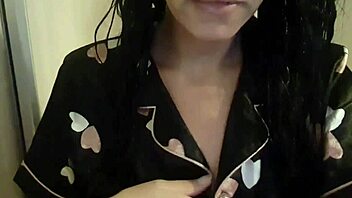 want to see this latina rub her wet pussy on a big cock?