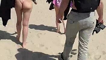 Vlog of Four Friends Lost Between Dunes and Beach