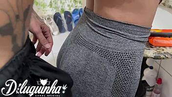 Punch and pleasure in the bathroom with coworker