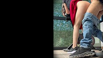 camara escondida hermanastra argentina mamando verga en gimnasio 😈.