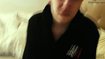 step sister wants brother to creampie her 😘