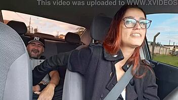 Casada E Motorista Pega Passageiro Se Masturbando Atrás