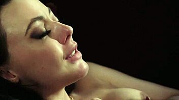 Whitney Wright seduces sugar daddy Marcus London for money