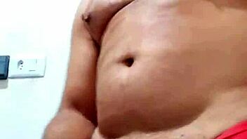 Yuri Gaúcho Gives Handjob to Monster Cock and Receives Big Cumload