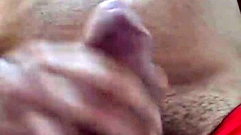 Yuri Gaúcho Gives Handjob to Monster Cock and Receives Big Cumload