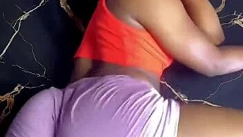 Africa Pussy Grab!