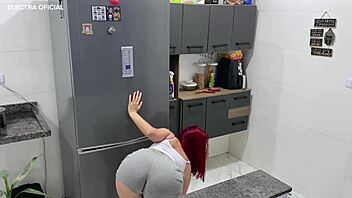 I Hired This Maid And Felt Intense Lust For Her Big Ass In Those Clothes