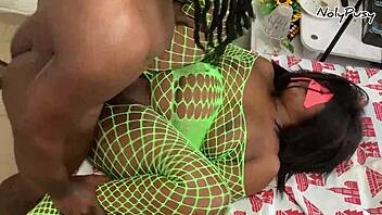 Desperate Hot Sex! My Boy Boi Fucks My Wet Pussy Desperately Without Condom on Rainy Day!