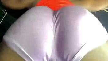 Africa Pussy Grab!