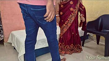 Indian Aunty Got Horny And Fucked By Boy In Close Up Creampie