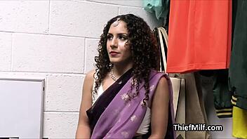 i'm mall cop licking and fucking indian housewife's pussy for stealing