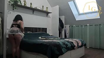 Chubby Soubrette Sexy Lexie Grants in lingerie and maid costume 😍