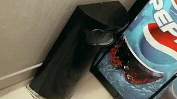 i, the teen cumslut, suck and fuck a stranger behind the vending machine