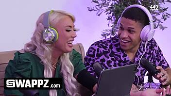 Swappz Podcast Discusses Family Dynamics on Air