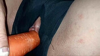 i love watching this teen 18+ get anal creampie and cum hard.