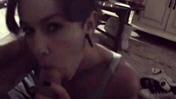 Hot Brunette Performs Blowjob In Closeup View