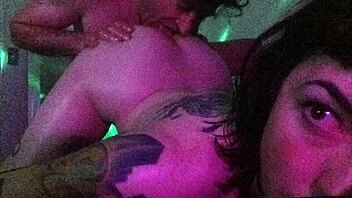 Goth Milf's Huge Ass Gets Anal Play!