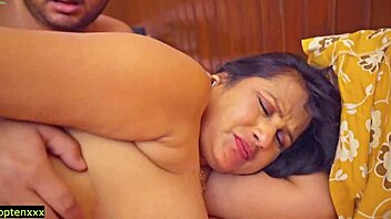 Desi hot model gets rough assfucking doggystyle in viral video with clear audio