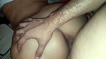 Cada Penetracion en Posicion de Perrito Me Acerca a un Orgasmo Explosivo