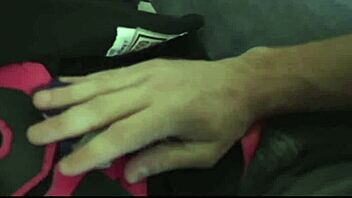 Belakang besar blonde panas remaja 18+ anak tiri dikongkek ayah tiri.