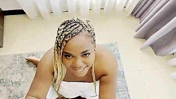 Værer kjæresten med kåt stekksøster? Latina cowgirl rider hardt