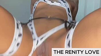 Serenity Love Squirts Solo