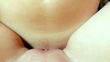 Real Lesbian Comes Over, We Grind And Scissor Pussies