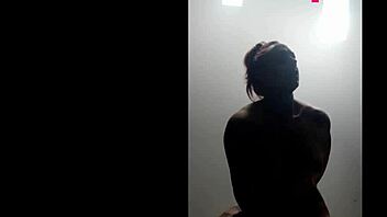 Athletic Brazilian Teases With Big Ass Striptease