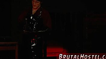 Love female domination and bondage with strangers in public settings