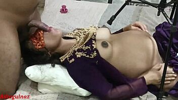 indian hot pregnant stepsister gives blowjob to her stepbrother in hindi