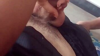 Pajeo A Mi Mejor Amigo Mientras Vemos Peliculas, Focusing On Curvy Latina Tits.