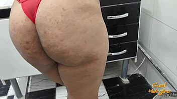 Manželka mýje nádobí a pak si nechá ošukat píču