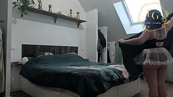 Chubby Soubrette Sexy Lexie Grants in lingerie and maid costume 😍