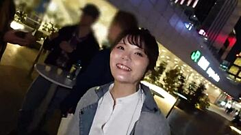 あどけなさが残る曲線美ボディの純情美女＃れい＃美容専門生