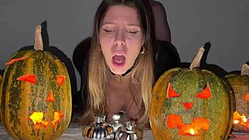 Homemade video of squirting on Halloween night, trying not to cum until the end.