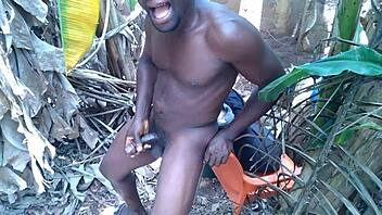 Masturbate Hard for Easter Fans!