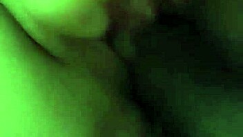 Catharina, show your anal plug to your husband?