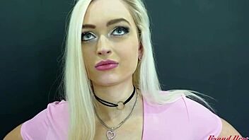 Blonde kinky coed rubs wet twat and deepthroats boner 😈